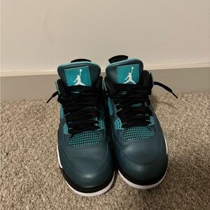 Jordan retro 4 teal